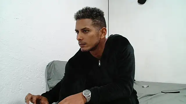 Snapshot of Chris_Dick23 chatting on January 2025 09:43:02 AM Chris Dick23 online show from January 2025 09:43:02 AM