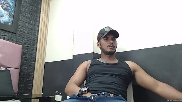 Snapshot of Chris_Dick23 chatting on October 2025 03:25:02 AM Chris Dick23 online show from October 2025 03:25:02 AM