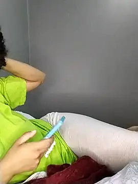 Su Duarte 1 online show from October 2025 02:45:01 AM