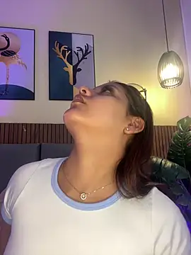 NicolleeEvanss online show from June 2026 10:39:01 AM