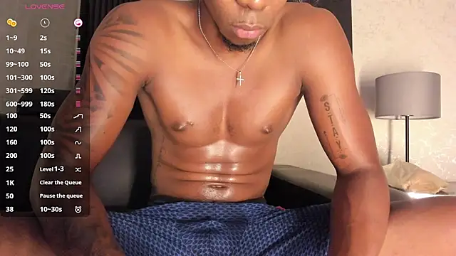 Lil Curved online show from October 2025 11:41:02 AM