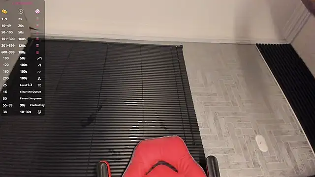 Lil Curved online show from November 2025 11:54:01 AM