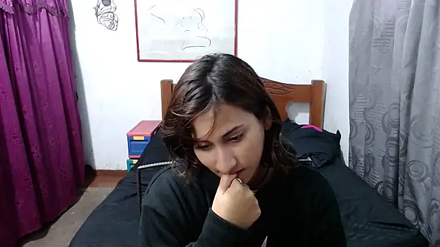 Snapshot of LadyMilk003 chatting on December 2024 03:30:02 PM LadyMilk003 online show from December 2024 03:30:02 PM