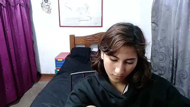 Snapshot of LadyMilk003 chatting on December 2024 06:34:02 PM LadyMilk003 online show from December 2024 06:34:02 PM