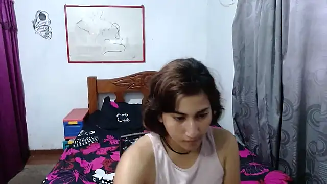 Snapshot of LadyMilk003 chatting on December 2024 04:32:01 PM LadyMilk003 online show from December 2024 04:32:01 PM