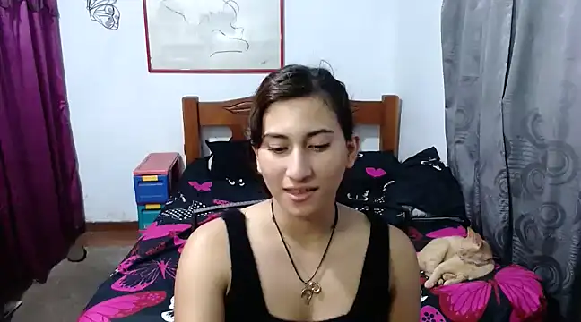 Snapshot of LadyMilk003 chatting on January 2025 06:49:01 PM LadyMilk003 online show from January 2025 06:49:01 PM
