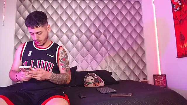 CoupleSwingerLatin online show from May 2026 03:41:02 PM