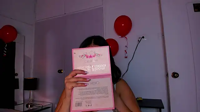 Snapshot of Miaa_Garcia chatting on February 2025 08:59:01 PM Miaa Garcia online show from February 2025 08:59:01 PM