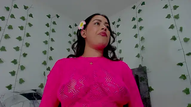Snapshot of Miaa_Garcia chatting on May 2026 10:04:01 PM Miaa Garcia online show from May 2026 10:04:01 PM