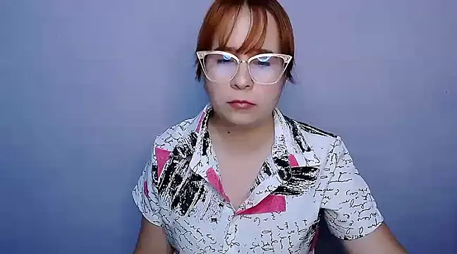 Snapshot of SubLayla01 chatting on February 2025 09:17:01 PM SubLayla01 online show from February 2025 09:17:01 PM