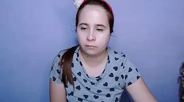 Snapshot of SubLayla01 chatting on February 2025 05:39:02 PM SubLayla01 online show from February 2025 05:39:02 PM