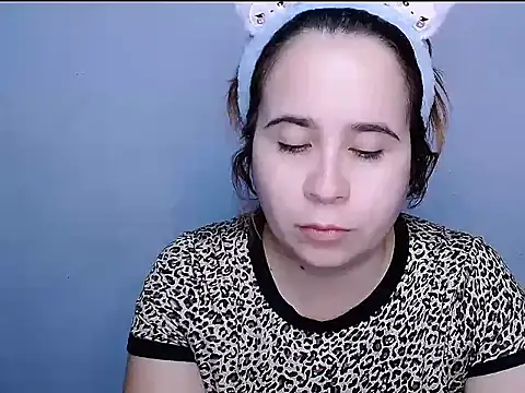 Snapshot of SubLayla01 chatting on October 2025 05:36:02 PM SubLayla01 online show from October 2025 05:36:02 PM