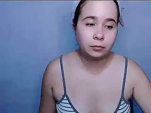 Snapshot of SubLayla01 chatting on November 2025 05:15:01 PM SubLayla01 online show from November 2025 05:15:01 PM