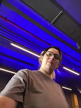 amooraaamoon online show from September 2025 01:36:01 PM