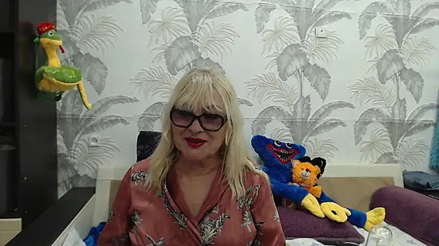 Snapshot of CamDiva113 chatting on March 2025 10:39:02 PM CamDiva113 online show from March 2025 10:39:02 PM