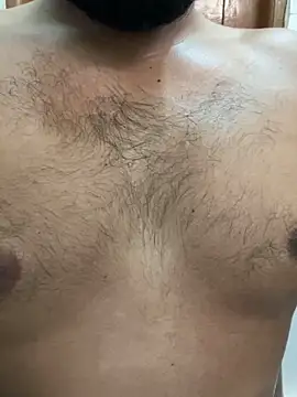 bebaboyes01 online show from May 2026 03:59:01 AM