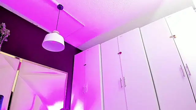 April bowie online show from February 2026 11:29:02 AM