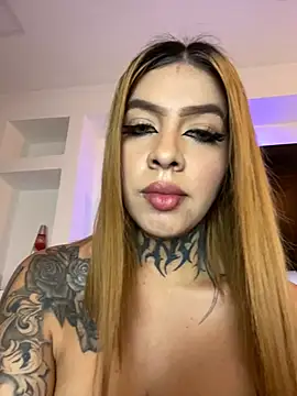 AbbyFtLuna online show from May 2026 07:30:02 PM