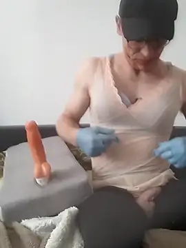 Kamien32 online show from March 2026 02:34:01 PM