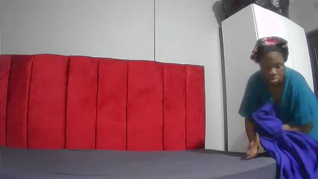 assqueenxx online show from September 2025 04:12:01 AM