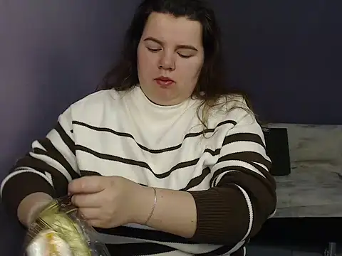 so shy online show from October 2025 06:55:01 AM