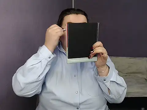 so shy online show from October 2025 07:18:02 AM