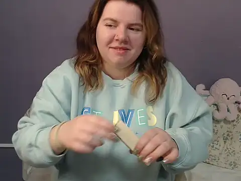 so shy online show from November 2025 07:54:01 AM