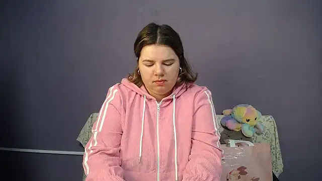 so shy online show from May 2026 07:03:01 AM