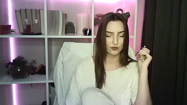 X Alisa online show from December 2025 07:20:02 PM