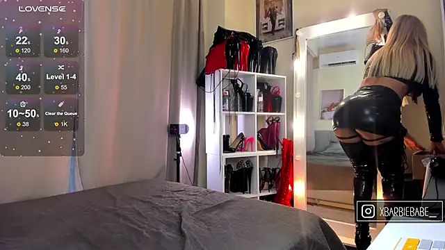 Snapshot of XBarbieBabeX chatting on December 2025 05:02:02 AM XBarbieBabeX online show from December 2025 05:02:02 AM