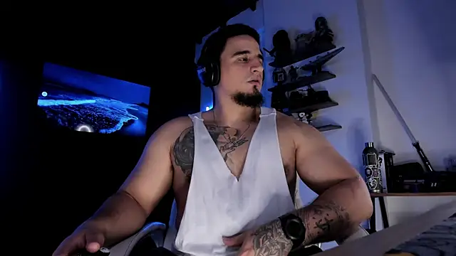 kingbear777 online show from September 2025 11:17:02 PM