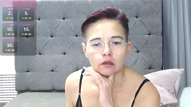 StaceyDarling online show from November 2025 10:42:01 PM