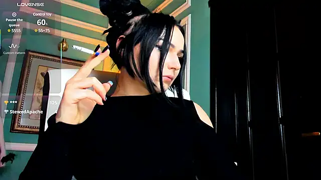 1Munique online show from February 2025 08:22:01 PM