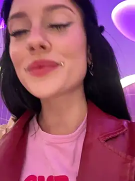 Snapshot of Melissa_crazy chatting on December 2024 07:21:01 PM Melissa crazy online show from December 2024 07:21:01 PM