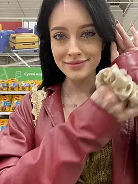 Snapshot of Melissa_crazy chatting on January 2025 03:12:01 PM Melissa crazy online show from January 2025 03:12:01 PM