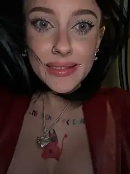 Snapshot of Melissa_crazy chatting on January 2025 12:27:02 AM Melissa crazy online show from January 2025 12:27:02 AM