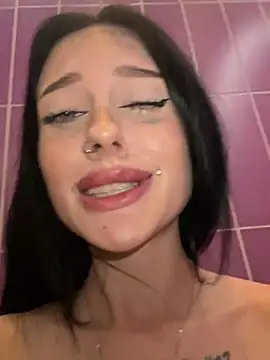 Snapshot of Melissa_crazy chatting on January 2025 06:50:01 PM Melissa crazy online show from January 2025 06:50:01 PM