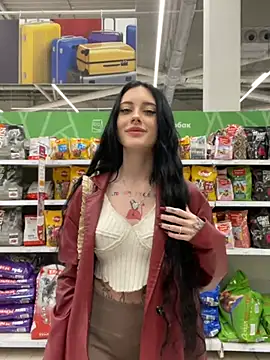 Snapshot of Melissa_crazy chatting on January 2025 04:13:02 PM Melissa crazy online show from January 2025 04:13:02 PM