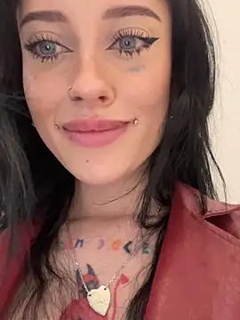 Snapshot of Melissa_crazy chatting on January 2025 06:14:01 PM Melissa crazy online show from January 2025 06:14:01 PM