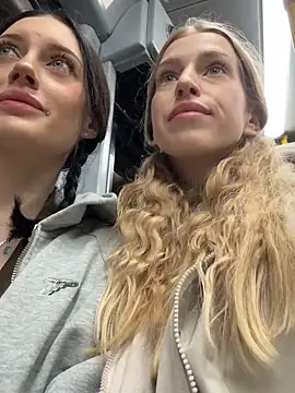 Snapshot of Melissa_crazy chatting on November 2025 03:23:01 PM Melissa crazy online show from November 2025 03:23:01 PM