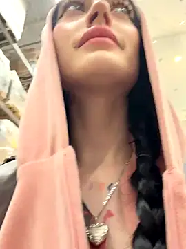 Snapshot of Melissa_crazy chatting on November 2025 03:30:02 PM Melissa crazy online show from November 2025 03:30:02 PM