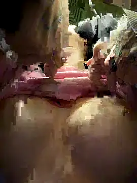 Snapshot of Melissa_crazy chatting on November 2025 03:23:01 PM Melissa crazy online show from November 2025 03:23:01 PM