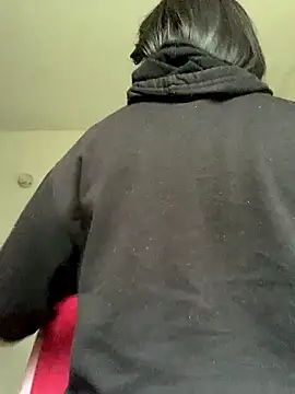 KeyshaRous online show from December 2024 11:26:01 AM