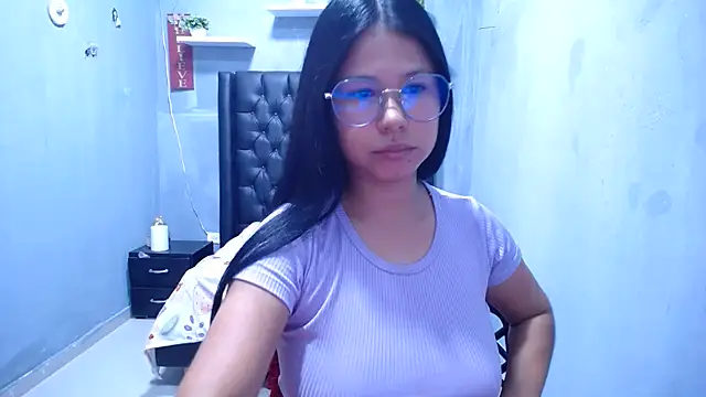 Letty Plugxo online show from June 2026 01:31:02 PM