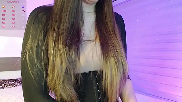 PiaSmile online show from May 2026 01:00:01 AM