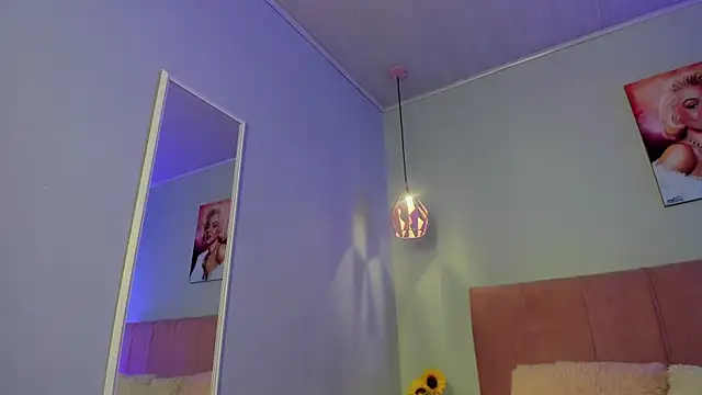 ScarletGV online show from April 2026 03:59:01 AM