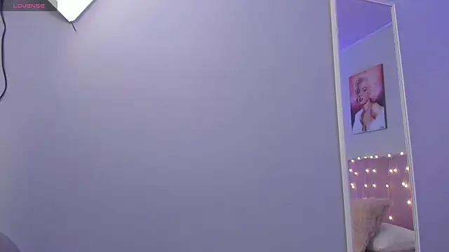 ScarletGV online show from June 2026 03:42:02 AM