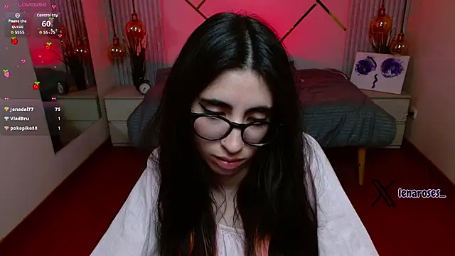 LenaRoses online show from June 2026 12:32:02 AM