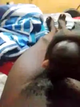 tonniii33 online show from February 2026 04:13:02 AM