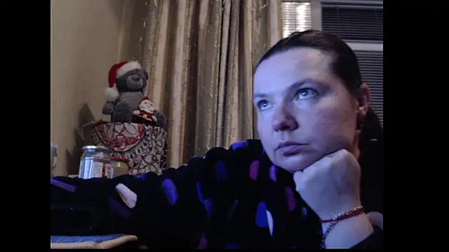 Snapshot of amorelara chatting on November 2025 03:19:02 PM amorelara online show from November 2025 03:19:02 PM